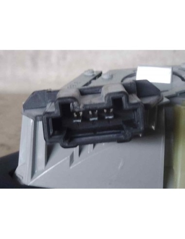 PILOTO TRASERO IZQUIERDO INTERIOR MERCEDES-BENZ...