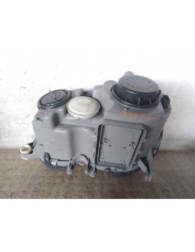 FARO DERECHO MERCEDES-BENZ CLASE E (BM 210)...