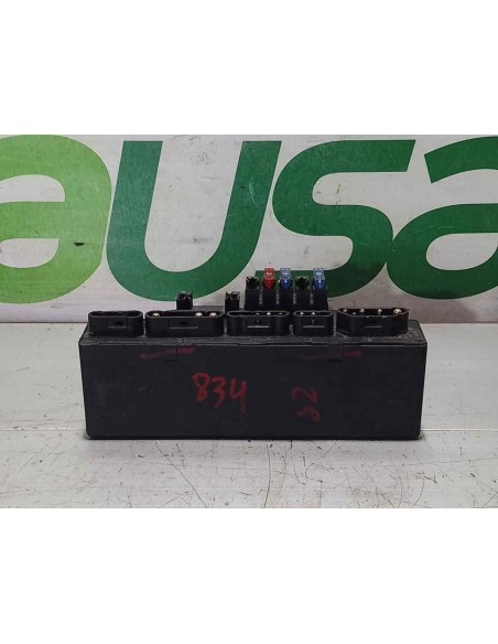 CAJA RELES / FUSIBLES MERCEDES-BENZ CLASE E (BM 210) BERLINA - 264047