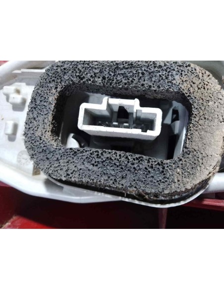 PILOTO TRASERO DERECHO PEUGEOT PARTNER FURGÓN - 258466