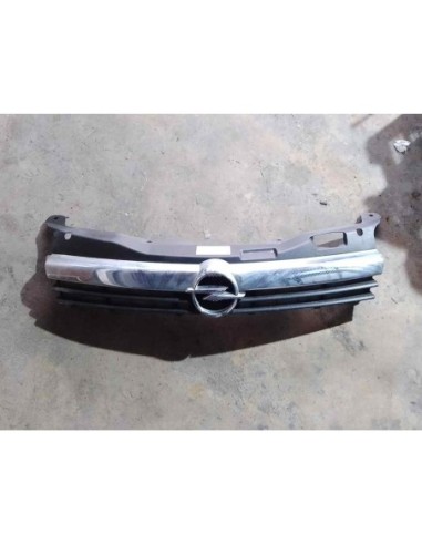 REJILLA DELANTERA OPEL ASTRA H BERLINA - 262571