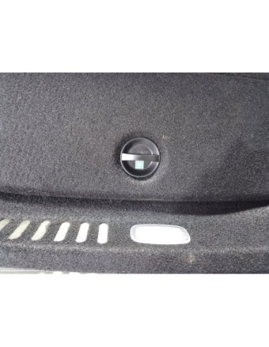 GUARNECIDO PORTON TRASERO MERCEDES-BENZ CLASE A...