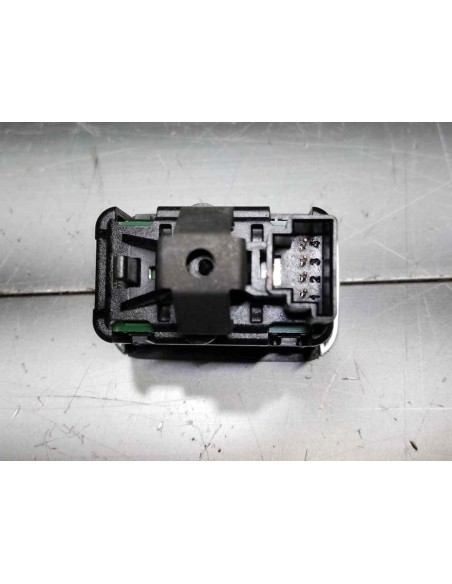 MANDO ELEVALUNAS TRASERO DERECHO MERCEDES-BENZ CLASE A (BM 176) - 246635