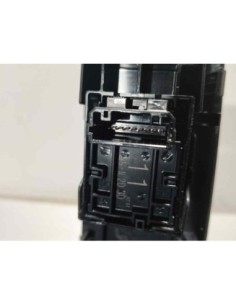 MANDO ELEVALUNAS DELANTERO DERECHO TOYOTA COROLLA TOURING... 2