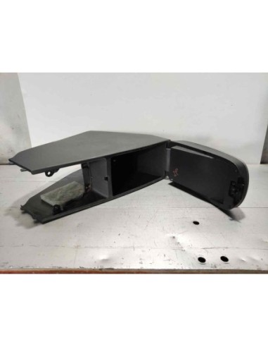 APOYABRAZOS CENTRAL TOYOTA AURIS (E15) - 247037