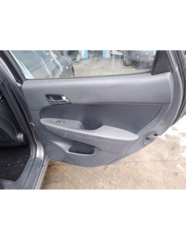 GUARNECIDO PUERTA TRASERA DERECHA HYUNDAI I30...