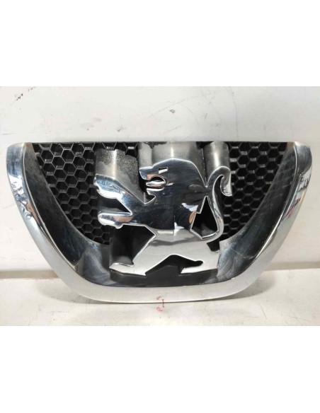 REJILLA DELANTERA PEUGEOT 207 - 266020