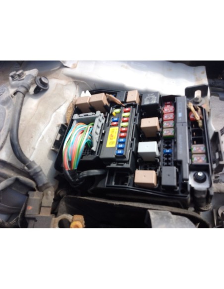 CAJA RELES / FUSIBLES KIA CEED (JD) - 266971