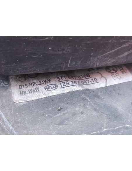 FARO DERECHO SKODA SUPERB (3T4) - 267067