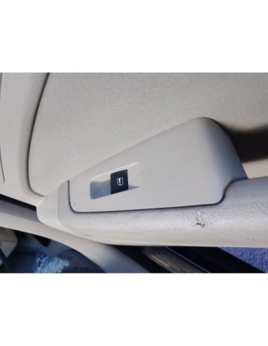 MANDO ELEVALUNAS TRASERO DERECHO SKODA SUPERB...