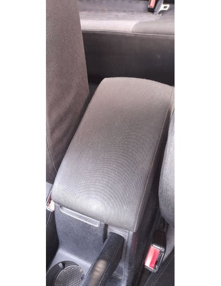 APOYABRAZOS CENTRAL VOLKSWAGEN PASSAT BERLINA (3B3) - 267538