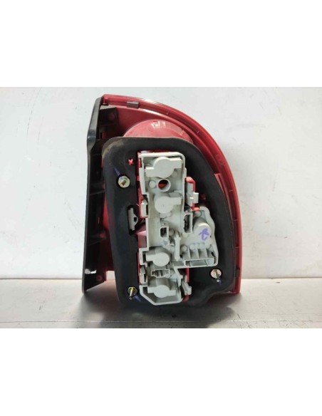 PILOTO TRASERO IZQUIERDO VOLKSWAGEN PASSAT BERLINA (3B3) - 267474