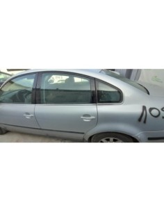 PUERTA TRASERA IZQUIERDA VOLKSWAGEN PASSAT BERLINA (3B3)... 2