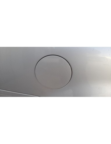 TAPA EXTERIOR COMBUSTIBLE VOLKSWAGEN PASSAT...