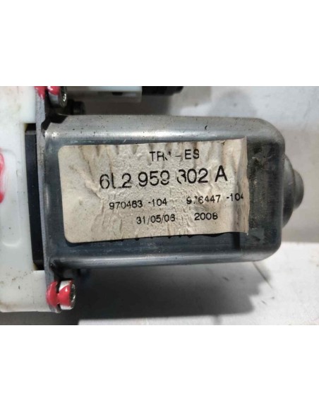 MOTOR ELEVALUNAS DELANTERO IZQUIERDO SEAT CORDOBA BERLINA (6L2) - 262239