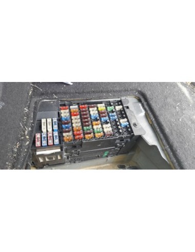 CAJA RELES / FUSIBLES MERCEDES-BENZ CLASE B (BM...