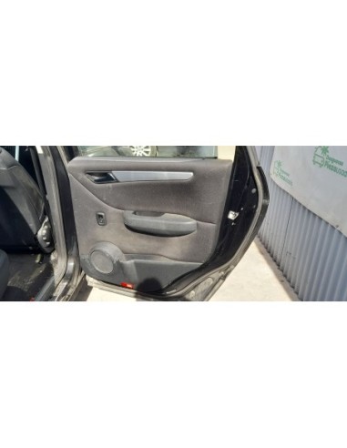 GUARNECIDO PUERTA TRASERA DERECHA MERCEDES-BENZ...