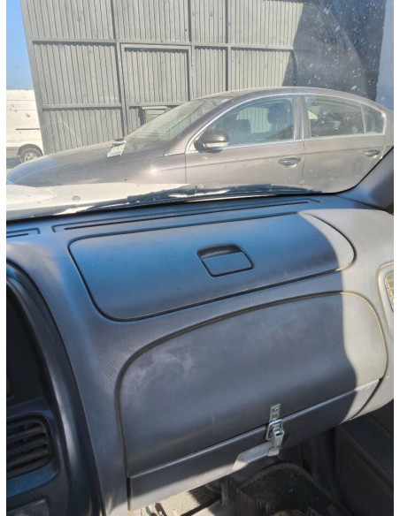 GUANTERA NISSAN PICKUP (D22) - 267724