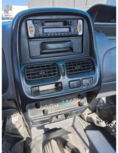 REJILLA AIREADORA NISSAN PICKUP (D22) - 267733