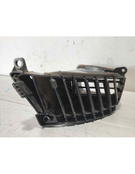 AIREADOR CENTRAL DERECHO MITSUBISHI L200 (KA0/KB0) - 267910