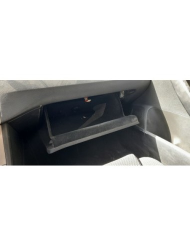 GUANTERA VOLKSWAGEN PASSAT VARIANT (3C5) - 267821