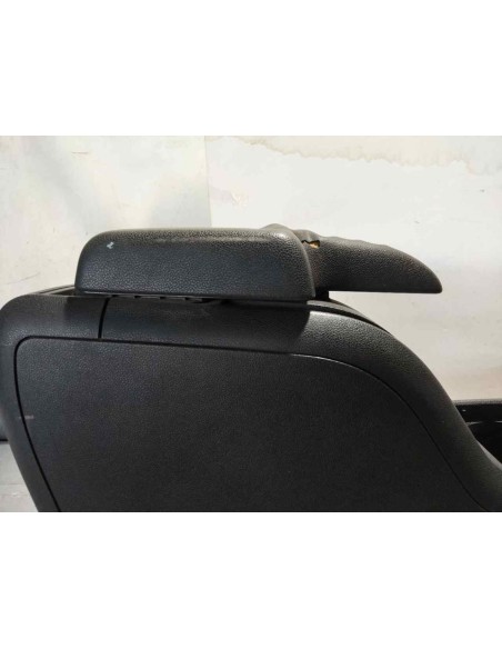 APOYABRAZOS CENTRAL MERCEDES-BENZ CLASE B (BM 245) - 268372