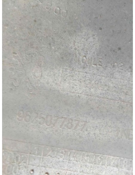 PARAGOLPES TRASERO PEUGEOT 206 - 213859