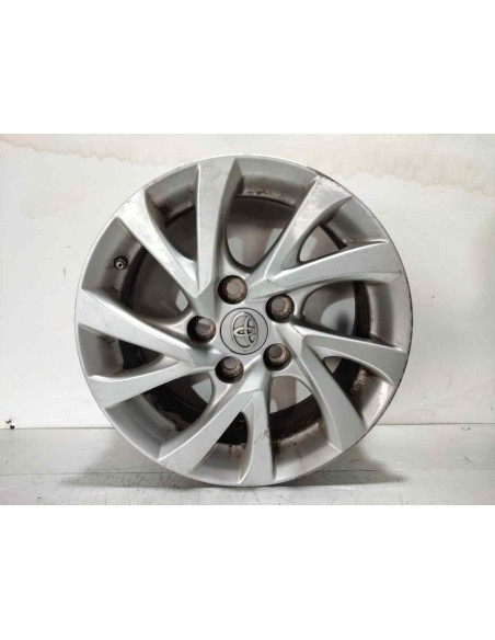 LLANTA TOYOTA AURIS (E18) - 268904
