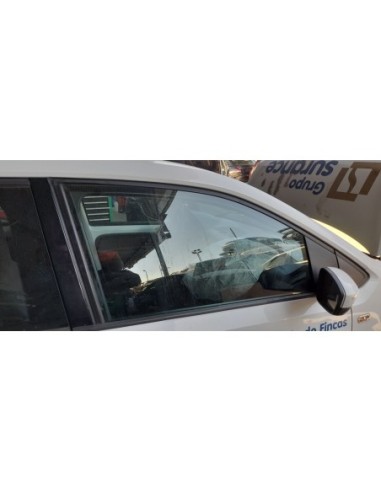 LUNA DELANTERA DERECHA SKODA  - 268252