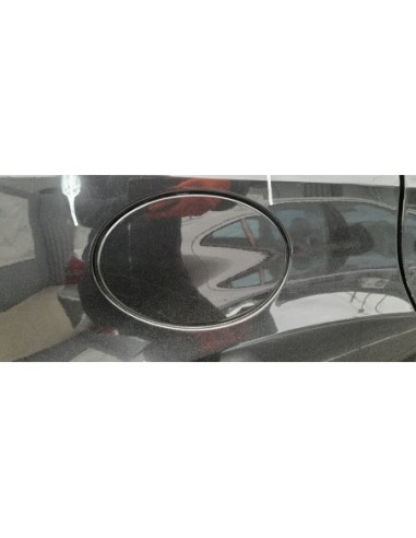 TAPA EXTERIOR COMBUSTIBLE MERCEDES-BENZ CLASE...