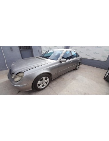 AFORADOR MERCEDES-BENZ CLASE E (BM 211) BERLINA...