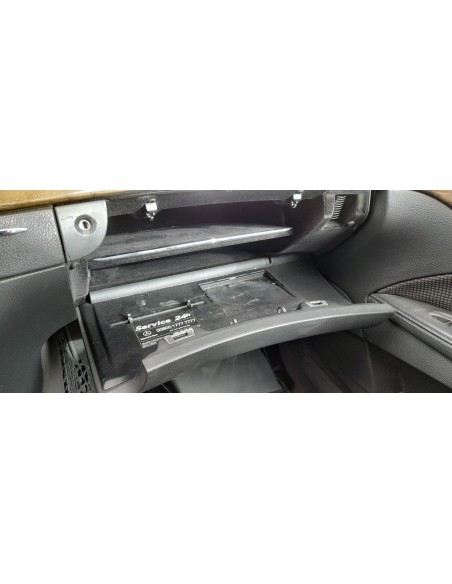 GUANTERA MERCEDES-BENZ CLASE E (BM 211) BERLINA - 269239