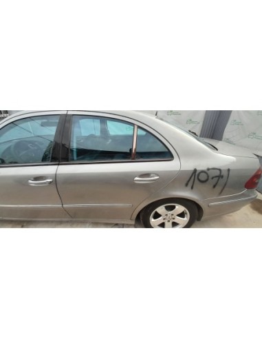 PUERTA TRASERA IZQUIERDA MERCEDES-BENZ CLASE E...