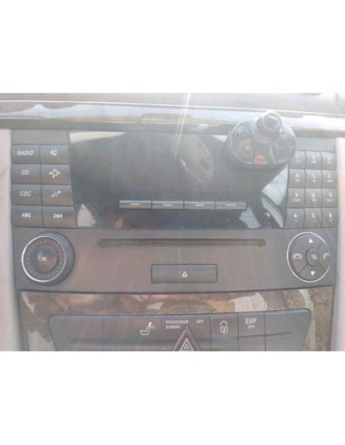 SISTEMA AUDIO / RADIO CD MERCEDES-BENZ CLASE E...