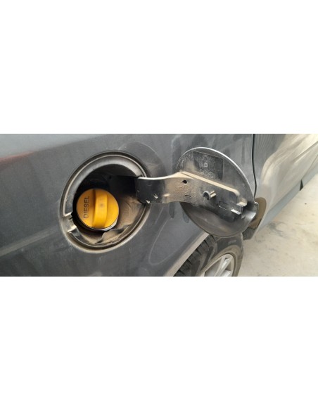 TAPA EXTERIOR COMBUSTIBLE LAND ROVER FREELANDER (LR2) - 269516