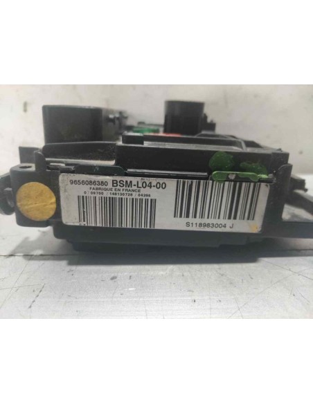 CAJA RELES / FUSIBLES CITROEN C4 BERLINA - 269700