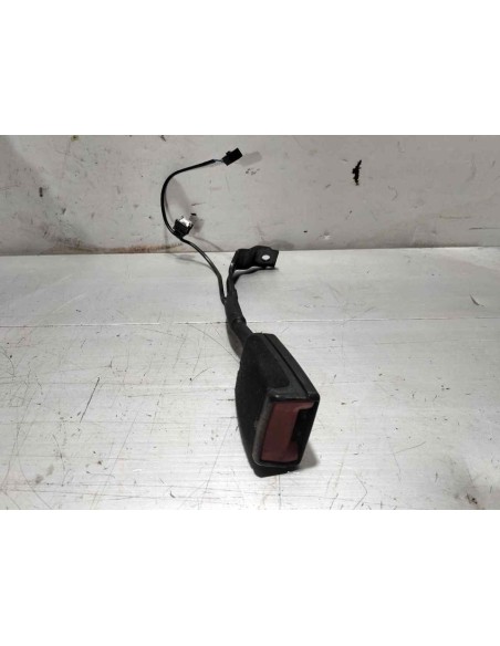 ENGANCHE CINTURON DELANTERO DERECHO VOLKSWAGEN PASSAT VARIANT (3C5) - 217581