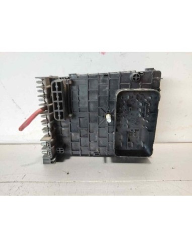 CAJA RELES / FUSIBLES VOLKSWAGEN PASSAT VARIANT...