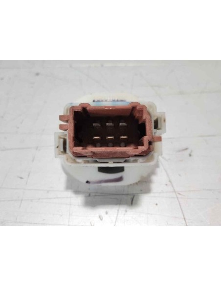 MANDO ELEVALUNAS DELANTERO DERECHO RENAULT MEGANE II COUPE/CABRIO - 253620