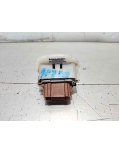 MANDO ELEVALUNAS DELANTERO DERECHO RENAULT...