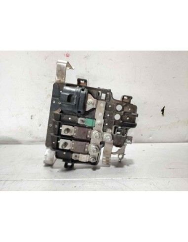 CAJA RELES / FUSIBLES RENAULT MASTER III...