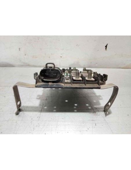 CAJA RELES / FUSIBLES RENAULT MASTER III CAMIÓN/CHASIS - 234857