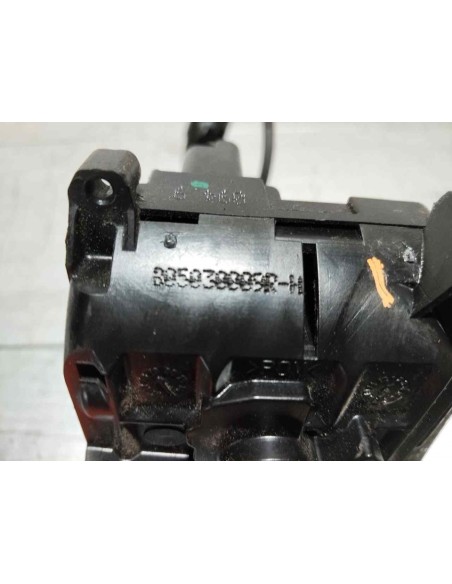 CERRADURA PUERTA DELANTERA IZQUIERDA RENAULT MASTER III CAMIÓN/CHASIS - 234722