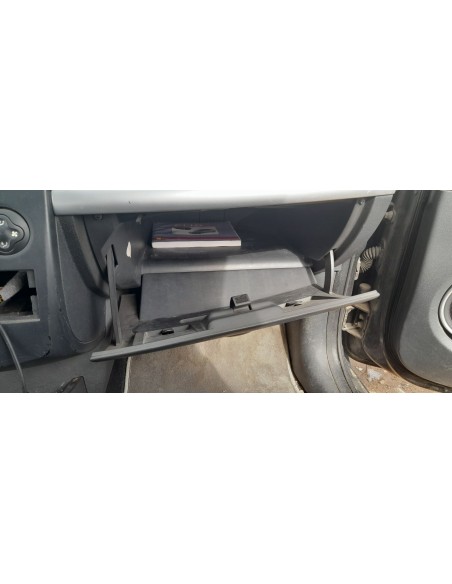 GUANTERA RENAULT CLIO III - 270566