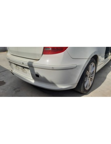 PARAGOLPES TRASERO BMW SERIE 1 BERLINA...