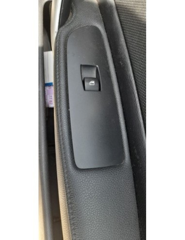 MANDO ELEVALUNAS DELANTERO DERECHO BMW SERIE 1...