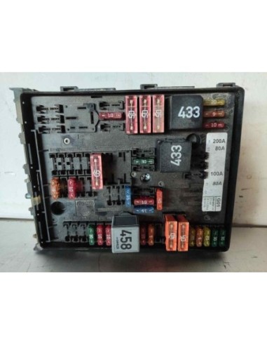 CAJA RELES / FUSIBLES VOLKSWAGEN GOLF V...