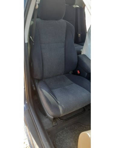 ASIENTO DELANTERO DERECHO TOYOTA COROLLA (E12)...