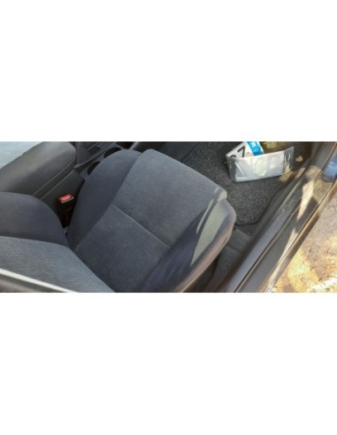ASIENTO DELANTERO DERECHO TOYOTA COROLLA (E12)...