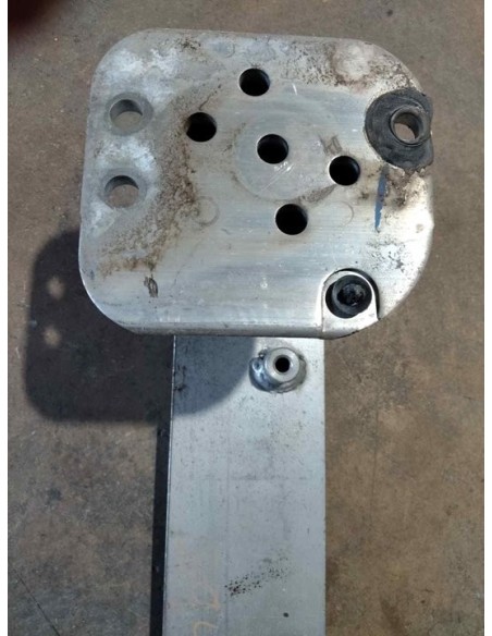 REFUERZO PARAGOLPES TRASERO CITROEN C4 BERLINA - 146500